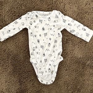 Baby Neutral Bear white Onsie 3 Months Never Worn